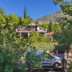 apartmani-pavlina.hotelinzadar.com/